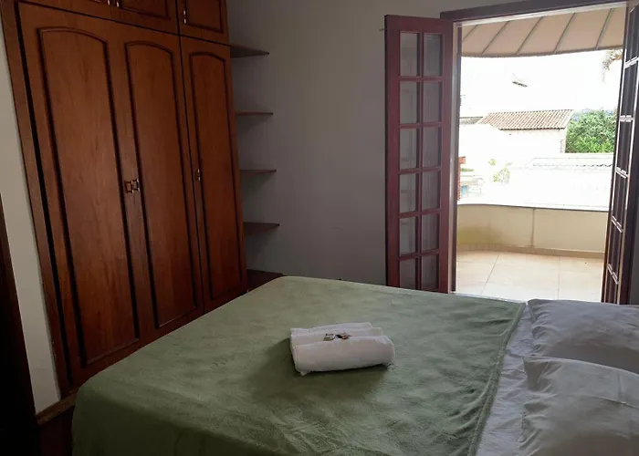 Quarto Em Casa C/Piscina